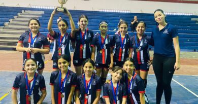 Centro Escolar del Noroeste es campeón del Voleibol Secundarias