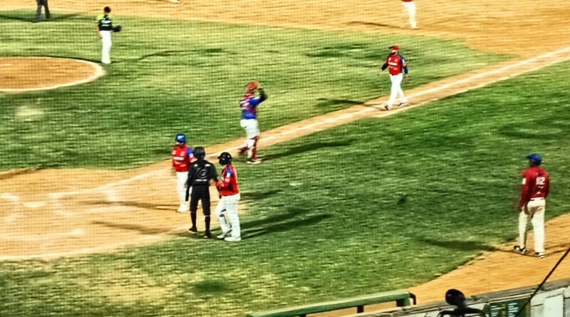 Emotivo juego de All Star de la Liga CHEVRON Clemente Grijalva